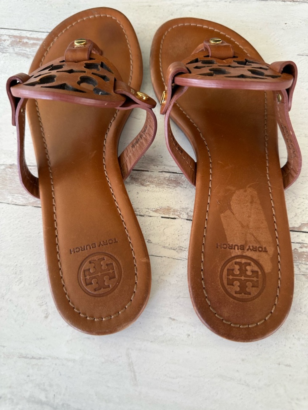 Tory Burch • Miller Logo Thong Sandal - Picture 8 of 9
